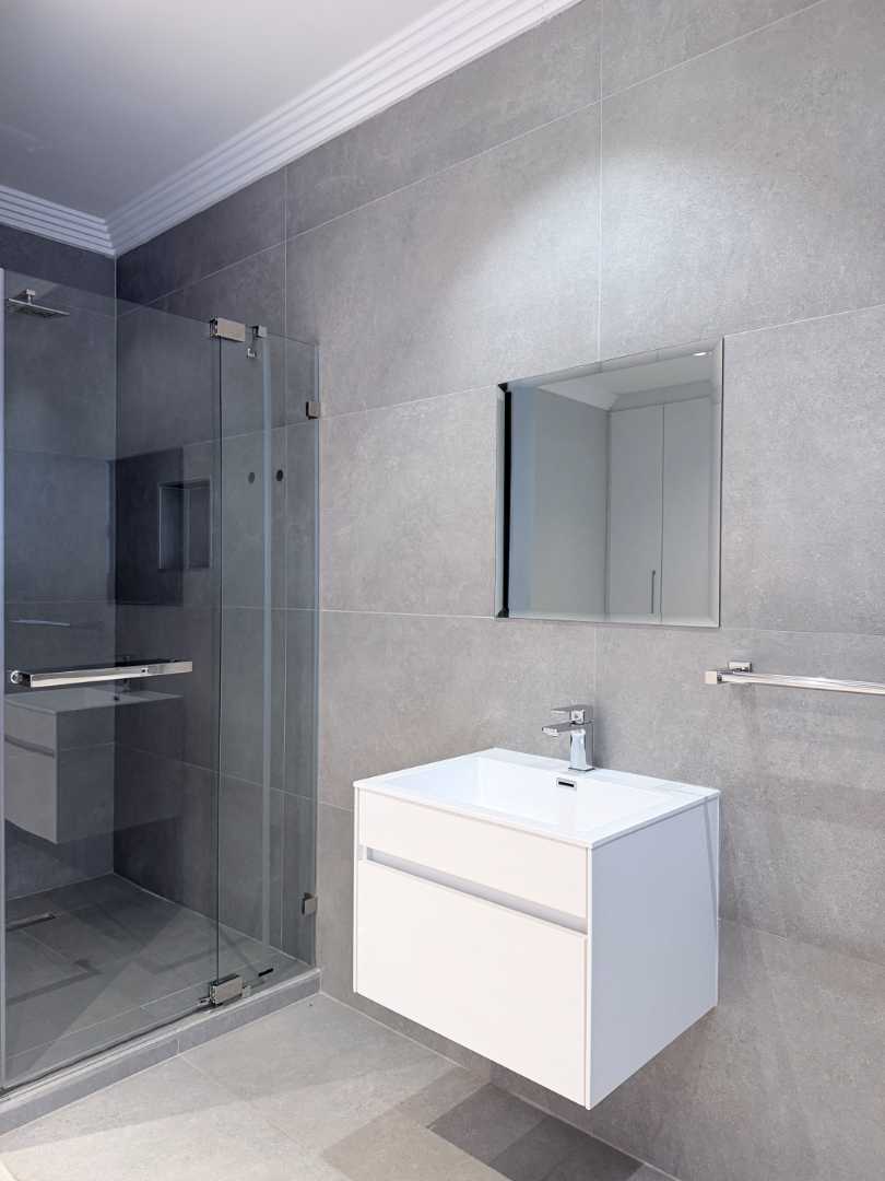 To Let 2 Bedroom Property for Rent in Oakdale Western Cape